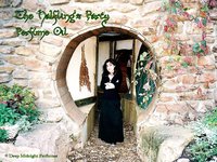 The Halfling's Party Perfume Oil - Inspired by The Hobbit - Buttered Bread, Caramel, Rum, Red Wine, Wood, Tobacco Leaf