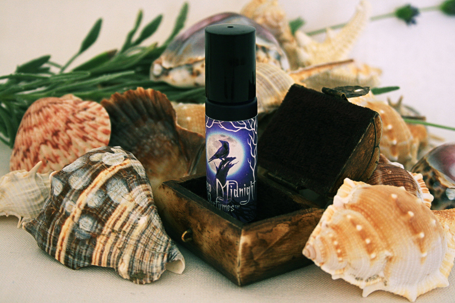 Lorelei's Treasure™ Perfume Oil - Ozone, Cucumber, Water Lily, Aquatic Grasses, Sea Kelp - Artisan Perfume - Mermaid Perfume
