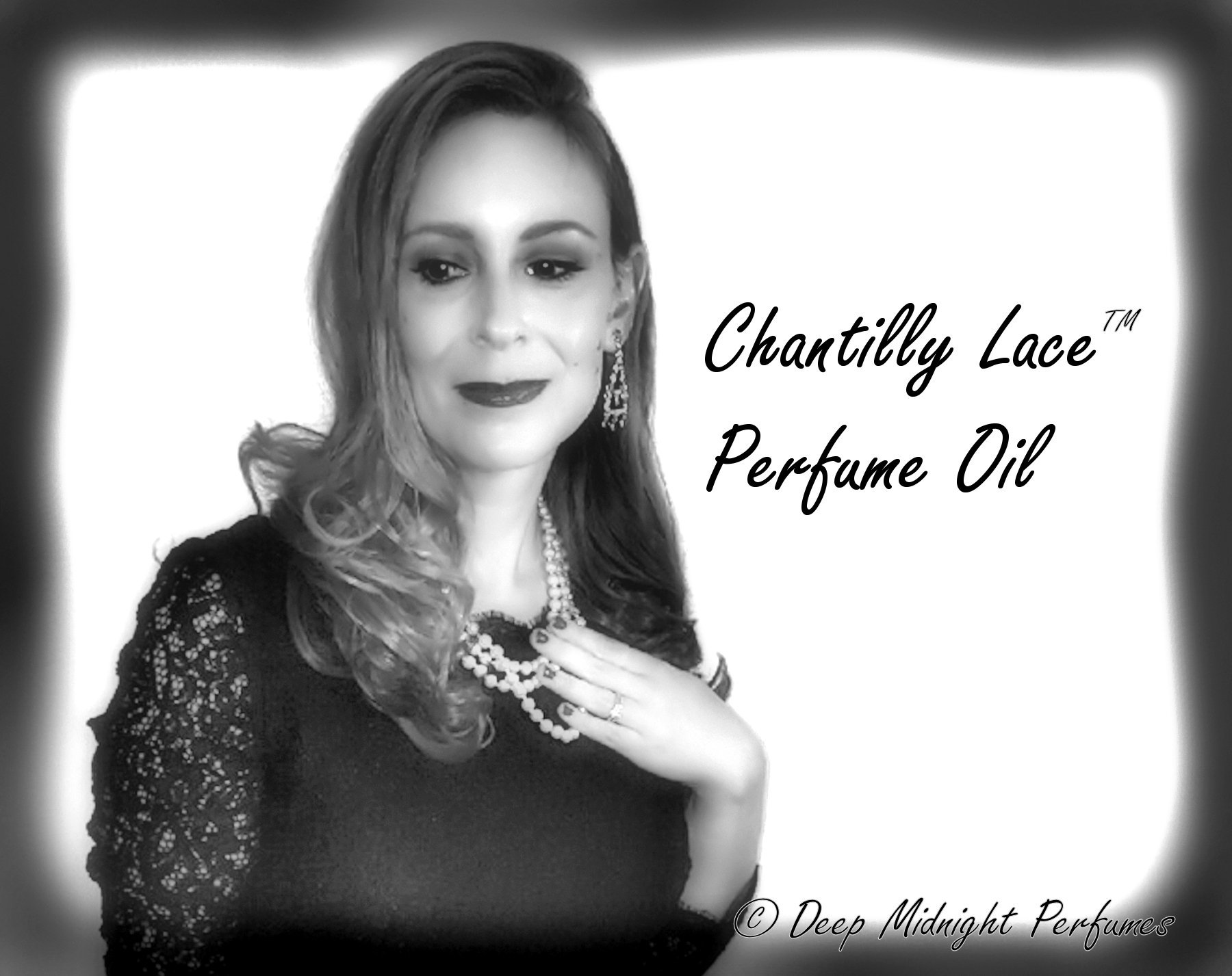 CHANTILLY LACE™ Perfume Oil - Vanilla, Eastern Sandalwood, Honeysuckle, Sweet Musk, Soft Florals - Fantasy Perfume - Retro Girls Set™