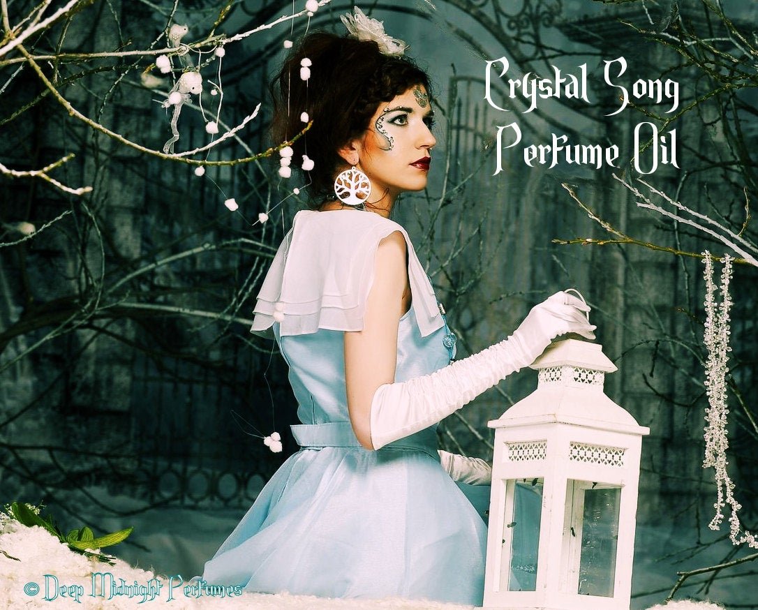 Crystal Song ™ Perfume Oil - Golden Amber, White Carnations, Sandalwood, Moon Flower, Vanilla Bean, Vetiver - Fantasy Perfume