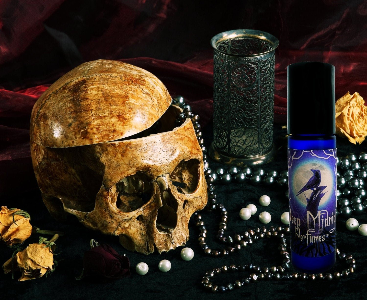 ASHES OF LOVE™ Perfume Oil -  White Tea, Violets, Soft musk - Gothic Perfume - Artisan Perfume Oil