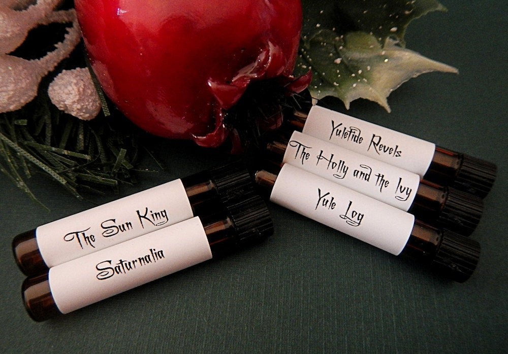 ANCIENT YULE PERFUME Sample Set of 5 vials, Gothic Perfume - Yule Perfume