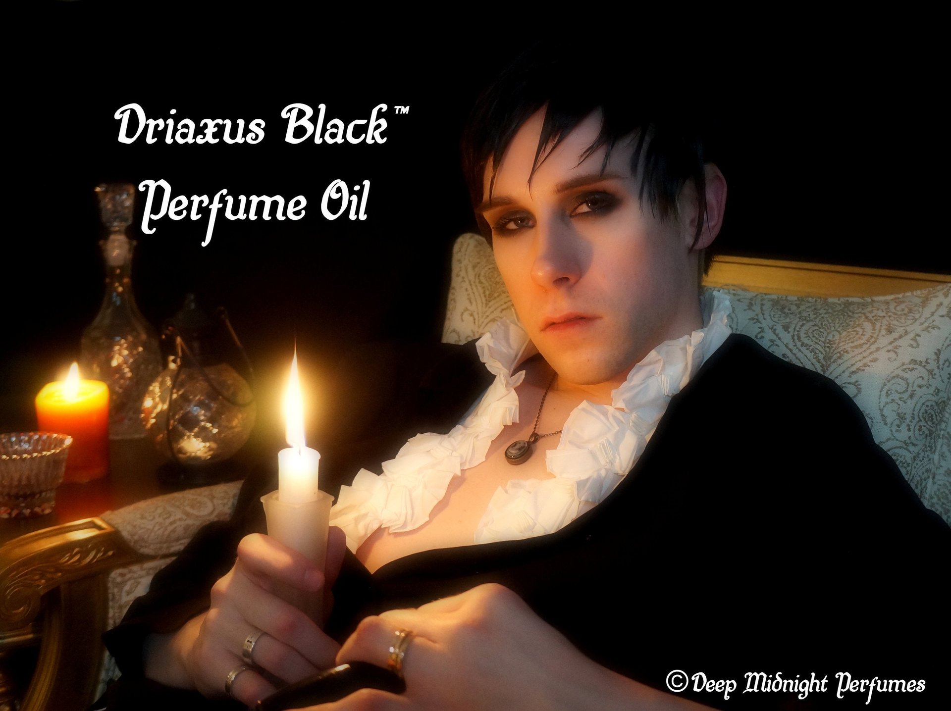 DRIAXUS BLACK™ Perfume Oil - Wood, Cherry Wood, Black Licorice, Patchouli, Wood, Pressed Linen, Vanilla - Halloween Perfume - Gothic Perfume