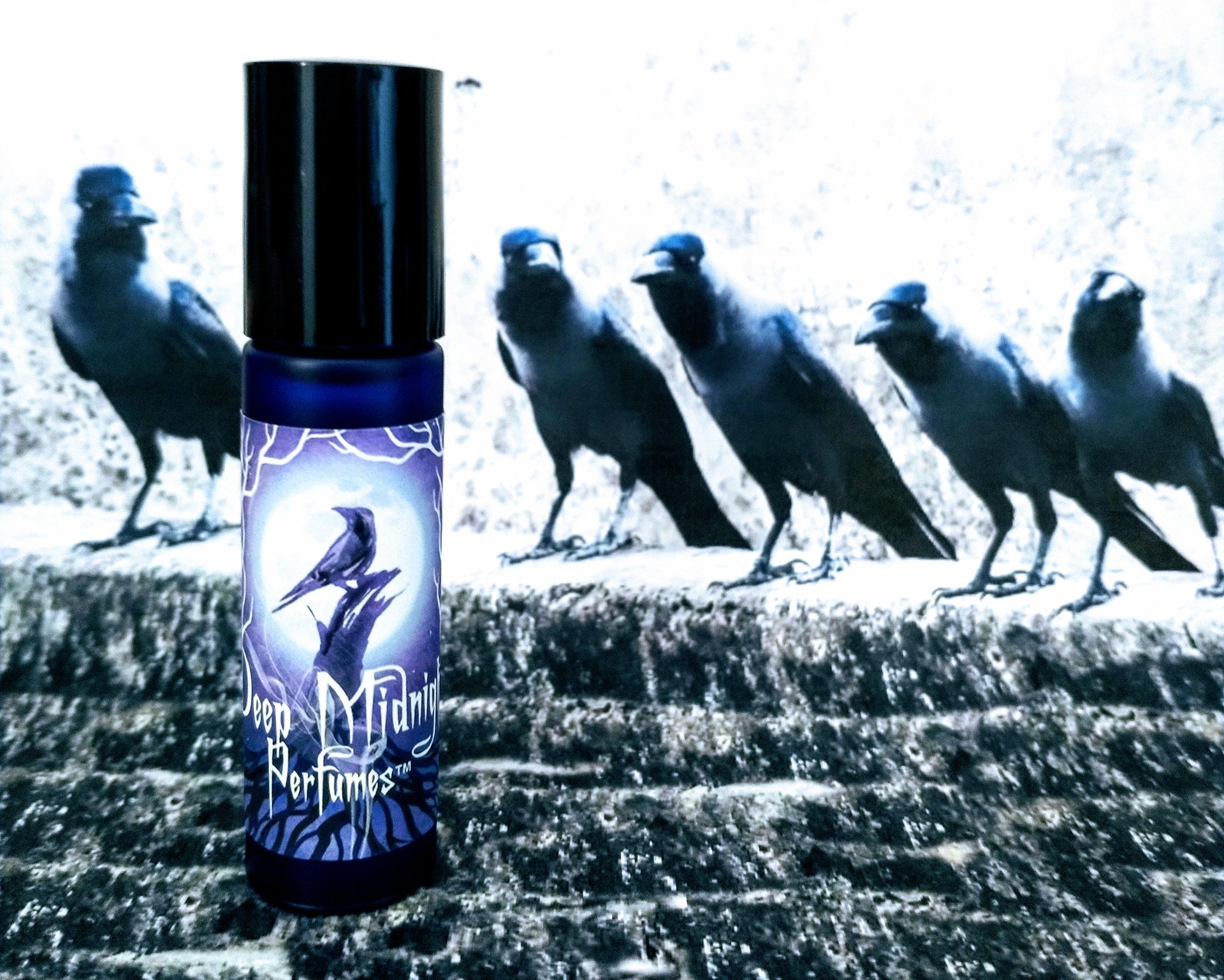 FIVE FOR SILVER™ Perfume Oil - Cedarwood, Incense, Coriander, Anise, Caramel, Aged Oak, Heliotrope, Crystallized Sugar, Fresh Pumpkin, Florals, Ginger - Halloween Perfume - Fall Fragrance