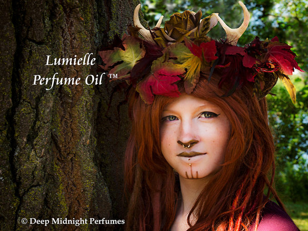 LUMIELLE™ Perfume Oil - Amber, Birchwood, Blackberries, Ivy, Dried Grasses, Honey, Lemon - Realms of the Fae Folk™ Perfume Series